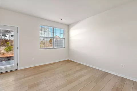 Living - 452 Bee Cove Way, Pendleton, SC 29670 photo 3 of 6