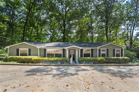 386 Brittany Cv, Lavonia, GA 30553