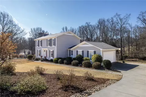 Exterior - 204 Warrington Dr, Easley, SC 29642 photo 5 of 14