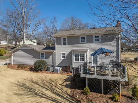 Exterior - 204 Warrington Dr, Easley, SC 29642 photo 9 of 14