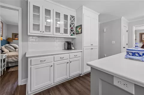 Kitchen - 204 Warrington Dr, Easley, SC 29642 photo 5 of 5
