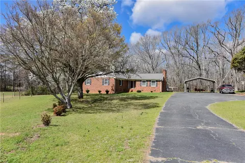 202 Wilton Rd, Abbeville, SC 29620