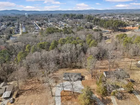 View/Area - 326 Kenneth St, Walhalla, SC 29691 photo 2 of 5