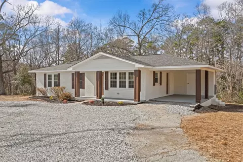 Exterior - 326 Kenneth St, Walhalla, SC 29691 photo 2 of 8