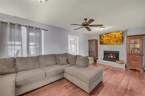 Living - 313 W Sunset Strip Dr, Seneca, SC 29672 photo 1 of 1