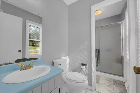 Bath - 313 W Sunset Strip Dr, Seneca, SC 29672 photo 8 of 8