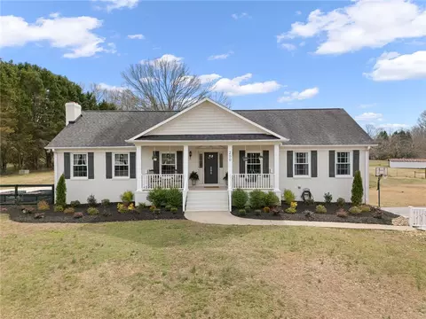 200 Poore Rd, Piedmont, SC 29673