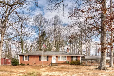 3207 Amity Road Ext, Anderson, SC 29621