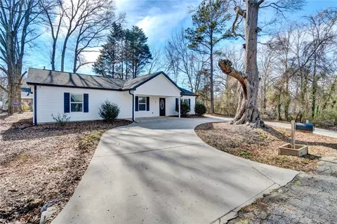 Exterior - 7 W 2nd St, Williamston, SC 29697 photo 4 of 4