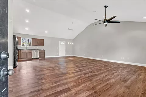 Living - 7 W 2nd St, Williamston, SC 29697 photo 3 of 8