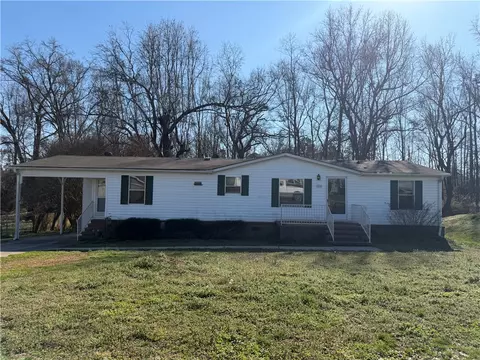 206 Lauren Flynn Dr, Anderson, SC 29626