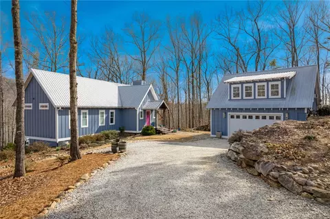 204 Serenity Dr, Pickens, SC 29671