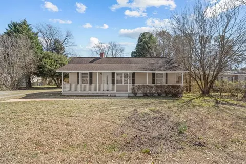 859 Floyd Rd, Spartanburg, SC 29307