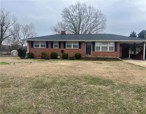 106 Donhill Rd, Anderson, SC 29625
