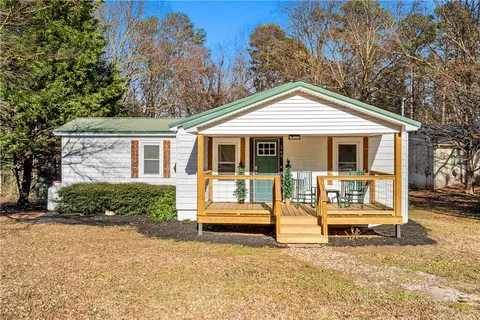 269 Glendale Dr, Hartwell, GA 30643