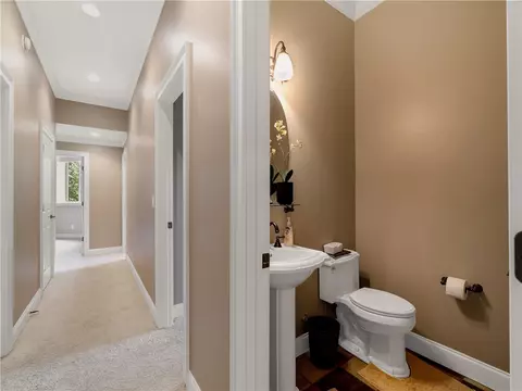 Entry Way - 220 Long Cove Ct, Sunset, SC 29685 photo 5 of 5