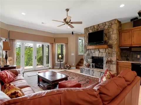 Living - 220 Long Cove Ct, Sunset, SC 29685 photo 3 of 3