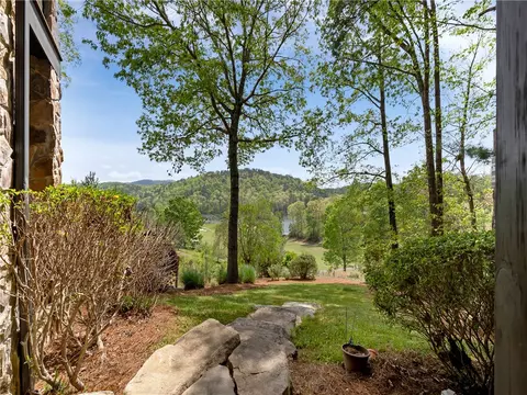 Exterior - 220 Long Cove Ct, Sunset, SC 29685 photo 11 of 15