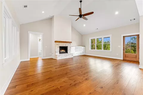 Living - 494 Quiet Pine Rd, Seneca, SC 29672 photo 3 of 3