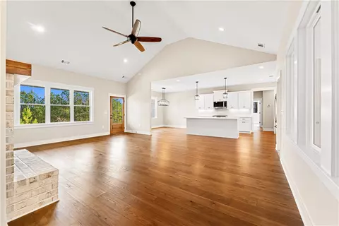 Living - 494 Quiet Pine Rd, Seneca, SC 29672 photo 2 of 3