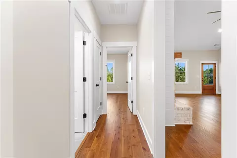 Entry Way - 494 Quiet Pine Rd, Seneca, SC 29672 photo 3 of 3