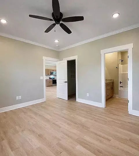 704 Mitchell Dr, Seneca, SC 29678 photo 9