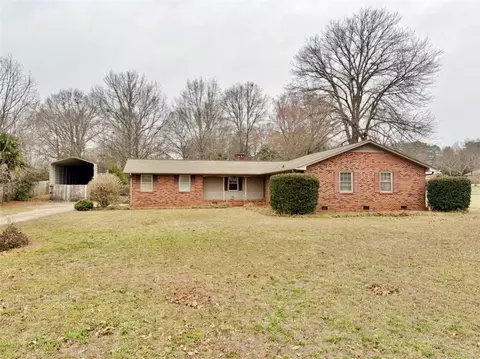 402 Loblolly Dr, Anderson, SC 29625