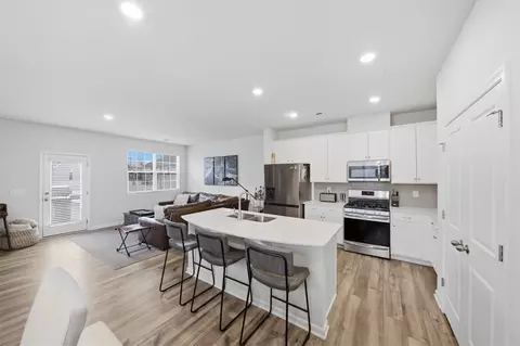 Kitchen - 455 Bee Cove Way, Pendleton, SC 29670 photo 2 of 4