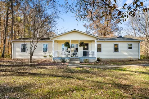 522 Durbin Meadows Rd, Fountain Inn, SC 29644