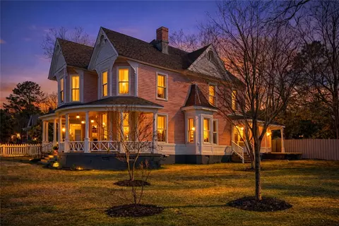 219 E Franklin St, Anderson, SC 29624