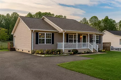 804 Clark Rd, Inman, SC 29349