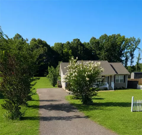 804 Clark Rd, Inman, SC 29349