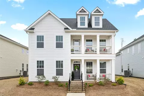 144 Founders Blvd, Central, SC 29630
