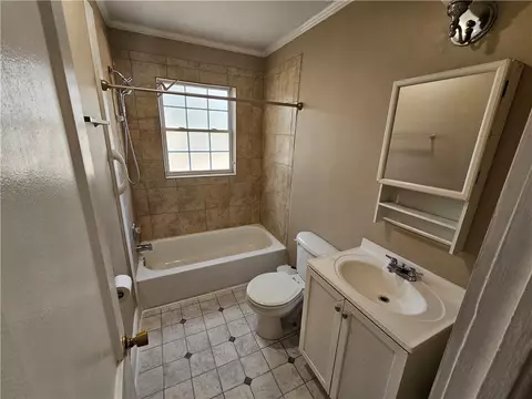 Bath - 237 Pine Ln, Anderson, SC 29621 photo 1 of 1