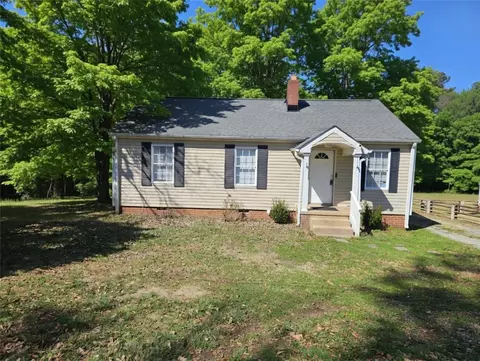 Exterior - 237 Pine Ln, Anderson, SC 29621 photo 2 of 7