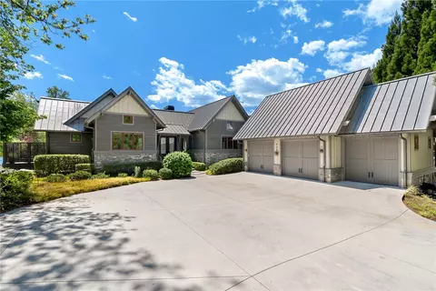 438 Winchester Ln, Sunset, SC 29685