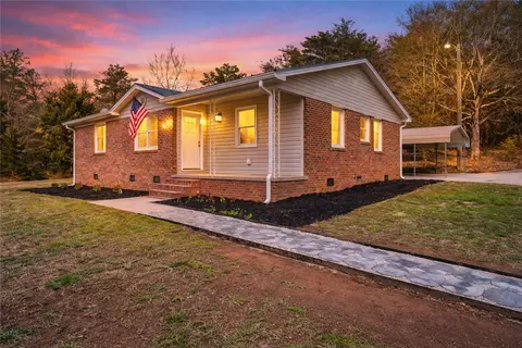553 Singing Pines Rd, Seneca, SC 29678