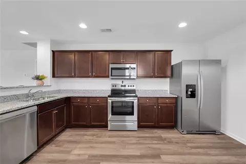 Kitchen - 215 Royal Way, Pendleton, SC 29670 photo 1 of 2