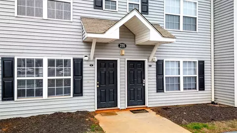 220 Campus Dr, Central, SC 29630