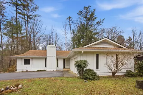 4787 Bayshore Dr, Seneca, SC 29672