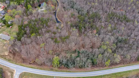 56 Angleblade Rd, Landrum, SC 29356 photo 9
