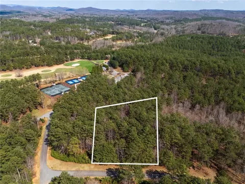 105 Hawks Bay Ct, Six Mile, SC 29682