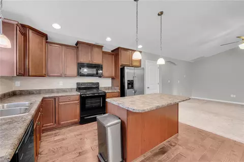 Kitchen - 138 Madison Pointe Dr, Seneca, SC 29678 photo 3 of 3