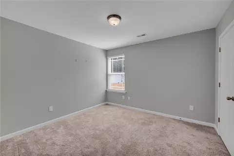 Bedroom - 138 Madison Pointe Dr, Seneca, SC 29678 photo 3 of 5