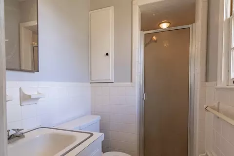 Bath - 2811 Leconte Rd, Anderson, SC 29621 photo 1 of 2