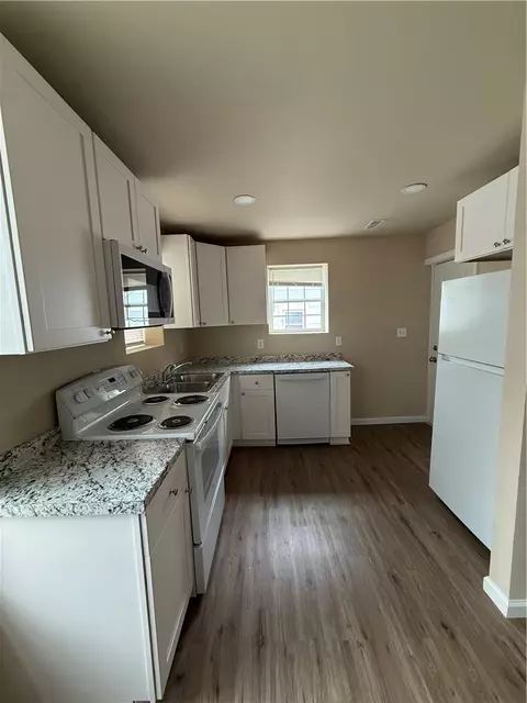 Kitchen - 620 E Orr St, Anderson, SC 29621 photo 3 of 3