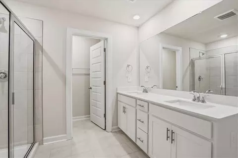 Bath - 301 Shortleaf Ln, Pendleton, SC 29670 photo 3 of 4
