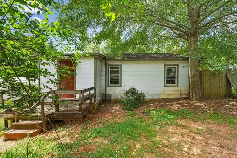 Exterior - 208 Holleman St, Seneca, SC 29678 photo 9 of 9