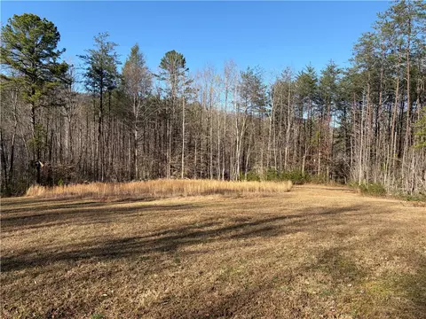 262 Blue Sky Dr, Sunset, SC 29685 photo 9