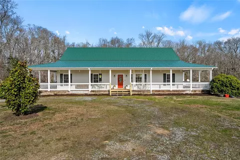2803 Trail Rd, Belton, SC 29627